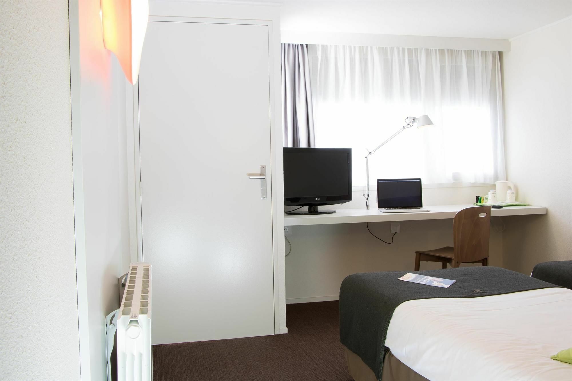 Campanile Nantes Saint-Sebastien-Sur-Loire Hotel Kültér fotó